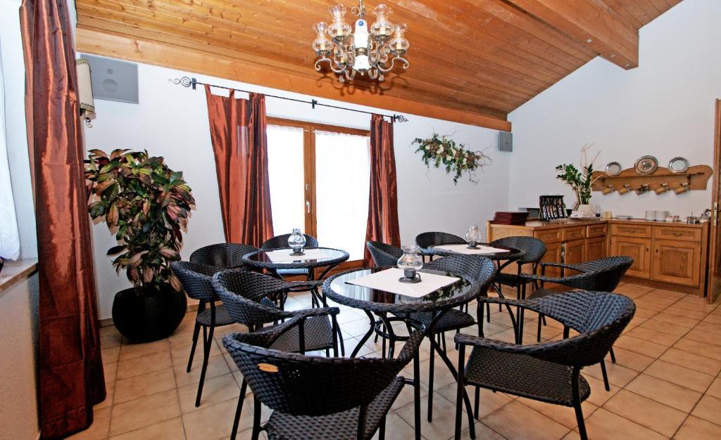 Hotel Alpenblick Schruns Buitenkant foto